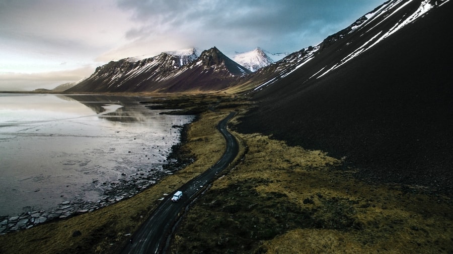 Hiring a cheap car in Iceland Where to rent a cheap car in Iceland